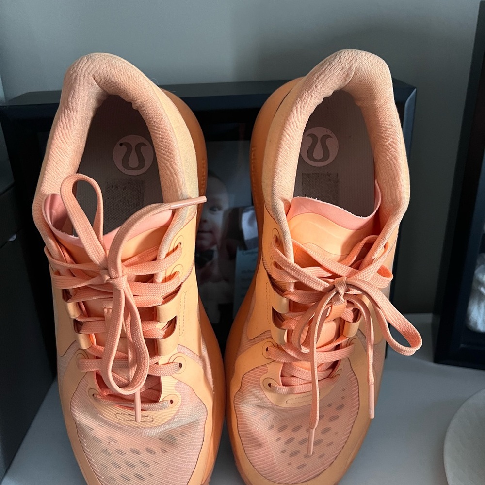 lululemon athletica Women's Athletic Sneakers